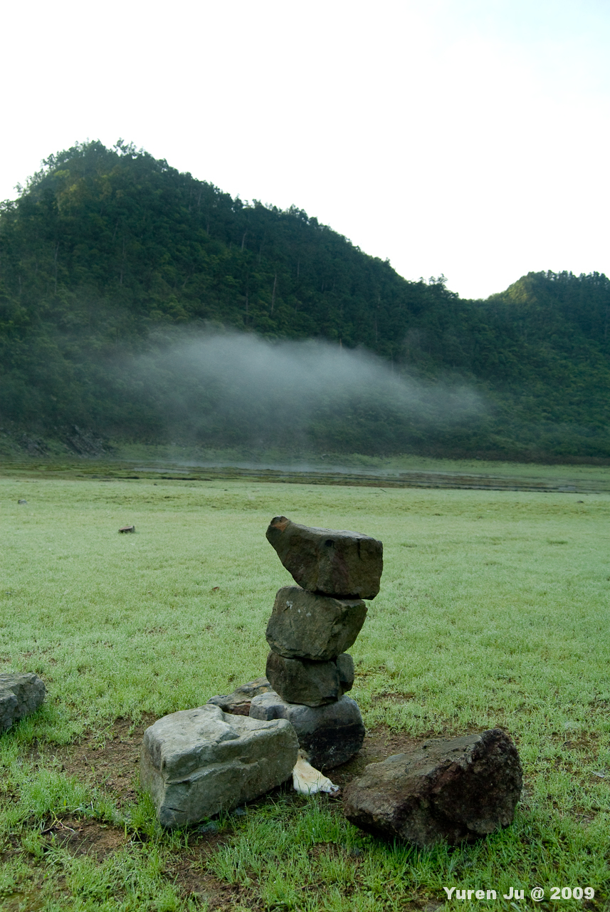 飄起來小小的雲