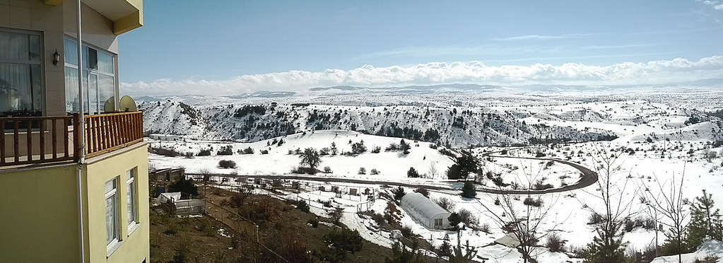 休息站外的雪景